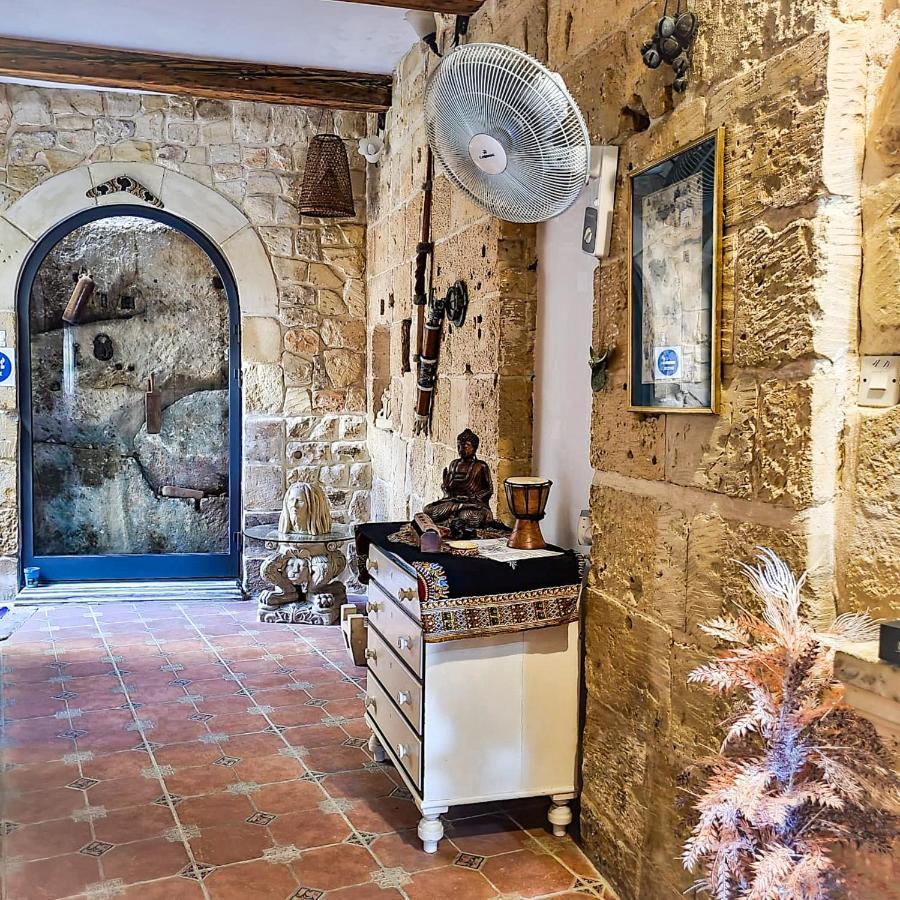 1500 Little Pink House In Kalkara Creek Villa Exteriör bild
